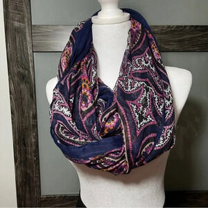 Beautiful Purple Paisley Boho Y2K Infinity Scarf